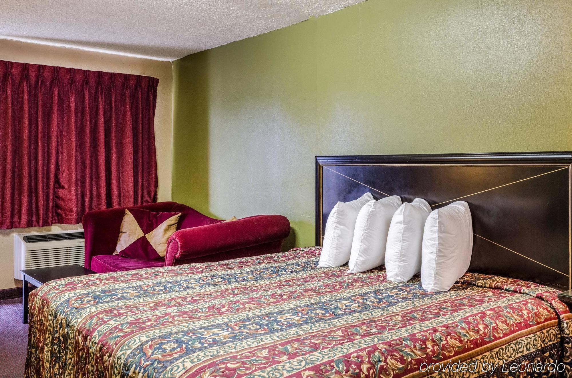 Rodeway Inn Indianola Eksteriør billede