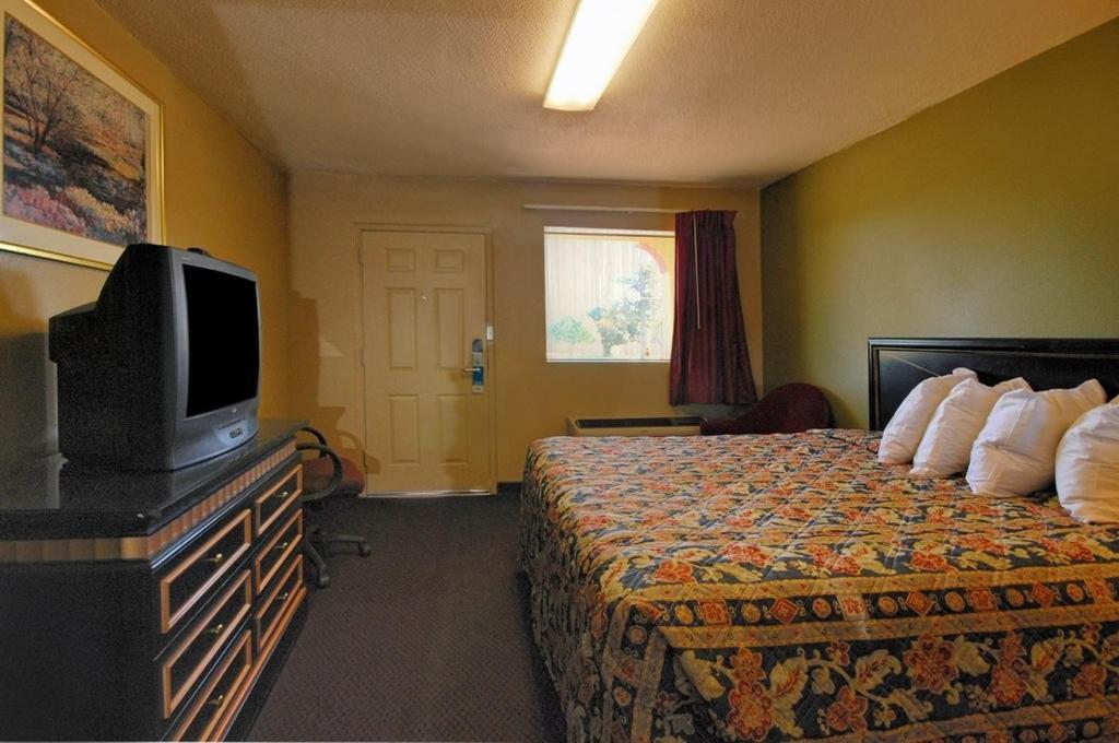 Rodeway Inn Indianola Værelse billede