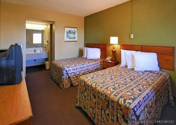 Rodeway Inn Indianola Eksteriør billede